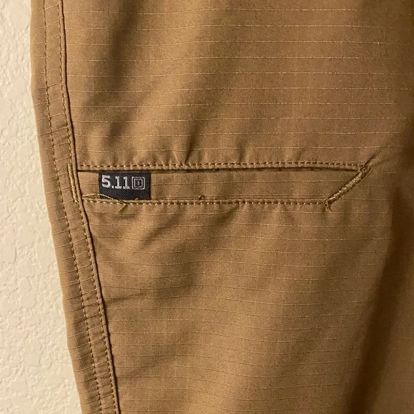 5.11 Tactical Men's Tan Chinos - Picture 4 of 5
